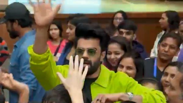 Maniesh Paul Wins Heart With Unforgettable Moments With School Kids, WATCH