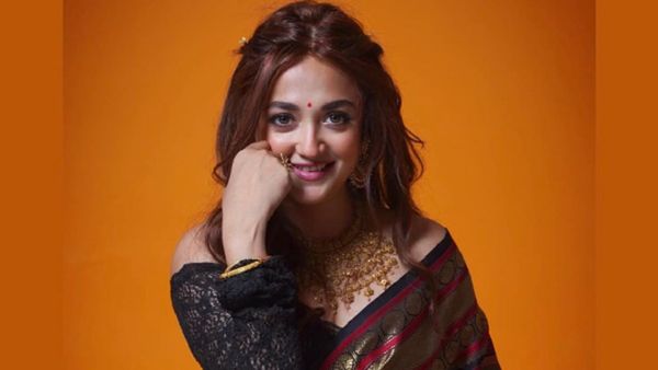 Monali Thakur Addresses Health Rumors Of Being Hospitalised