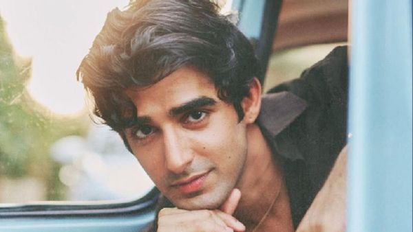 Nadaaniyan: Debutant Dev Agasteya Receives a Thumbs Up From Audience, Fans Hail His Overall Performance