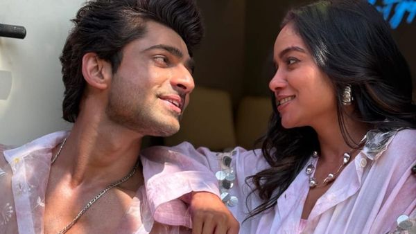 Holi 2025: Abhishek Kumar & Manisha Rani Set The Stage Ablaze In ‘Holiya Mein Ude Re Gulaal’