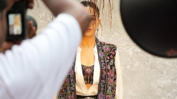 THIS 90s Superstar Actress Who Worked With All Khans, Was Forced By Husband To Sleep With His Friends, & Now