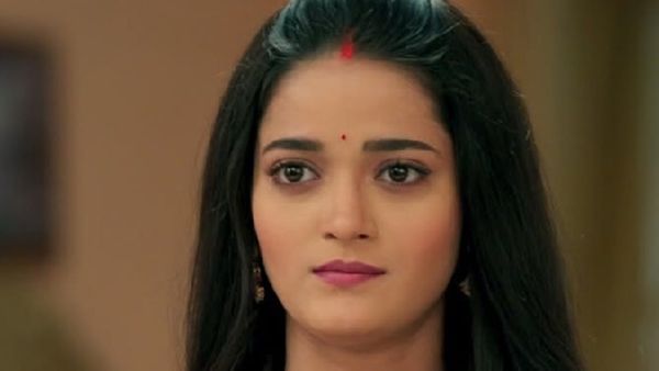 From Childhood Fun to Traditions Ishq Jabariya Actress Siddhi Shares Heartwarming Holi Stories