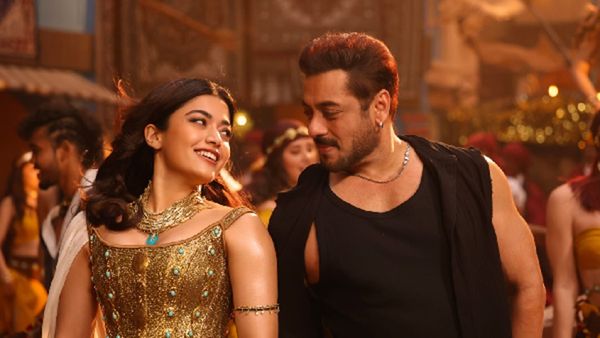 Sikandar: Salman Khan’s Zohra Jabeen Kurta’s Out of Stock !