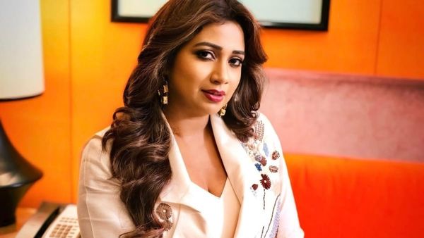 Pahalgam Attack: After Arijit Singh; Shreya Ghoshal Cancels Her Live Show In Surat Amidst Crisis