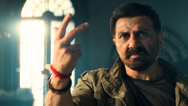 Jaat Box Office Collection Day 7: Sunny’s Film Beats Yamla Pagla Deewana Lifetime Collection In Week 1