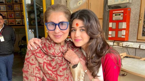 Who Is Naomika Saran? Rajesh Khanna's Granddaughter Makes Rare Public Appearance With Dimple Before Debut