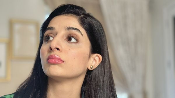 Mawra Hocane Slammed By Netizens Post Pakistan’s Ceasefire Violation: Tumhari Jhooth Bolne Ki Bimari…