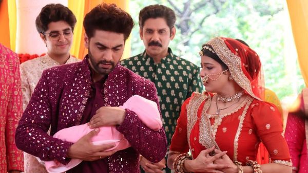 Yeh Rishta Kya Kehlata Hai Written Update May 16: Emotional Breakdown As Abhira Dreams Of Losing Baby Pookie