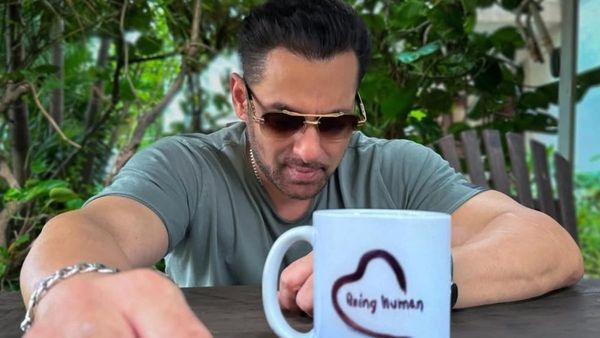 Salman Khan Brings Home NEW Bulletproof Mercedes Amid Death Threats & Safety Concern; Can You GUESS The Price?