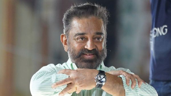 Kamal Haasan Viral Video: 'Thug Life' Actor Loses Temper After Being Gifted Sword, See What Happened Next