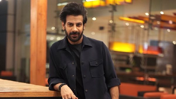 Karan Veer Mehra BRUTALLY Trolled For Liking Toxic Fan Tweet; Netizens Call Bigg Boss 18 Winner 'Immature'