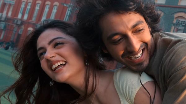 Saiyaara Leads Real Age: What Is The Age Gap Between Ahaan Panday-Aneet Padda? Date Of Birth & Other Deets