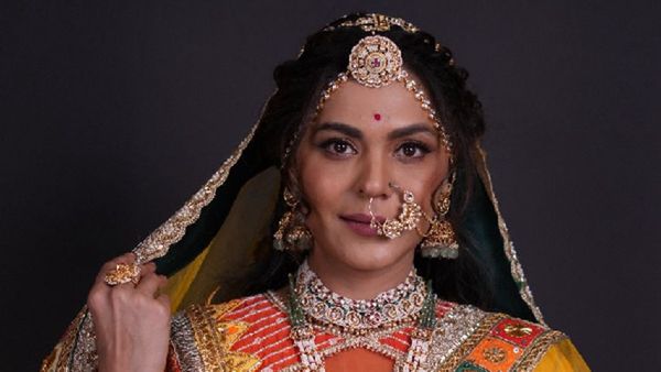 Chakravarti Samrat Prithviraj Chauhan: Anuja Sathe On Her Process Behind Karpura Devi: 'Before Performing....'