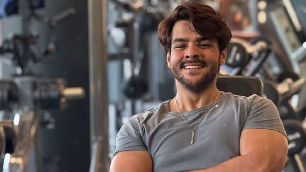 Podcaster Siddharth Guru Reveals Why Ashish Chanchlani Is Popular: His Simple Gesture Won Hearts At Airport