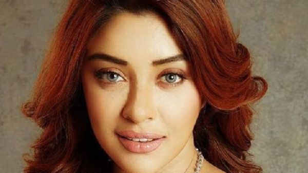 Actress Payal Ghosh Gets Nostalgic About Her Work Experience With Paresh Rawal & Others After Signing Shaque