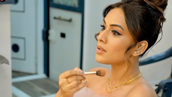 TV Diva Nia Sharma Is The QUEEN Of Fasion With Her Unique Style