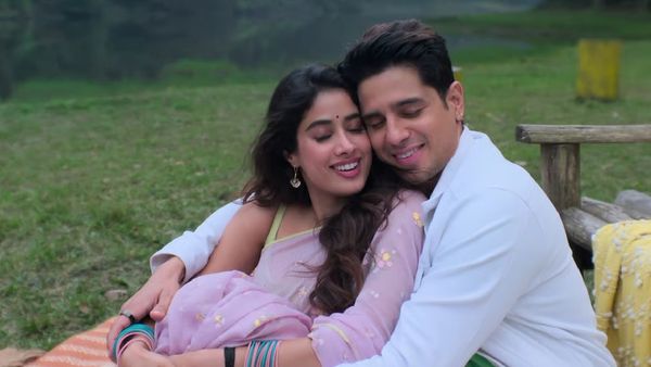 Param Sundari X Review: Is Janhvi-Sidharth’s Film Paisa Vasool Or Barbaad? Check Tweets Before Watching It