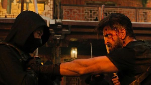 War 2 Box Office Day 1 Early Updates: Hrithik's Film Beats Saiyaara & Chhaava's Opening Day Collection