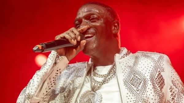 Akon Delhi Concert 2025 Time: When Will Chammak Challo Singer's Live Show Start Today? Tickets Still Left?