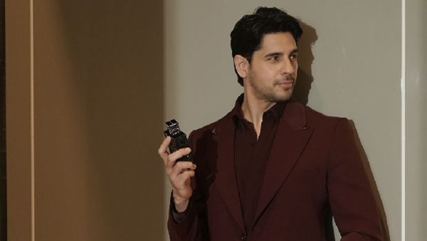 5 Times Sidharth Malhotra Turned Heads With His Effortlessly Dapper Style