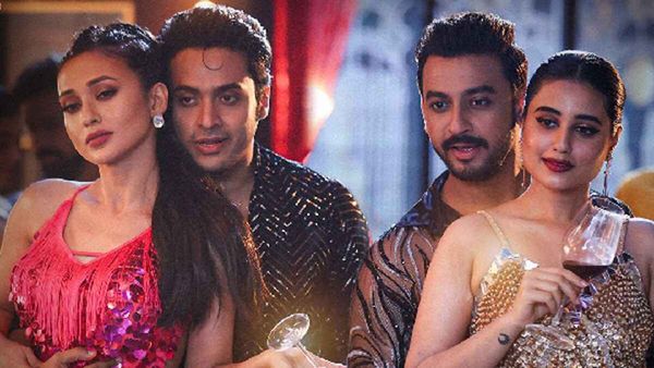 “Tumi Ke” Sets A Moody, Sensual Tone For Windows Productions Bhanupriya Bhooter Hotel