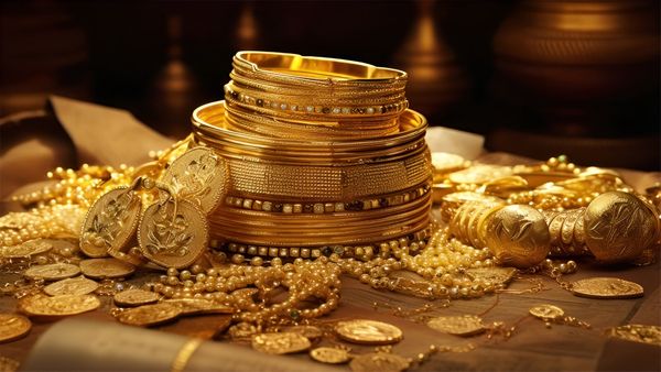 Gold Rate In India Today Falls for 3rd Straight Day Ahead of New Year 2026; 24K, 22K 18K Now Off Record High On Decemeber 31
