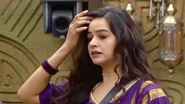 Bigg Boss Tamil 9 Finale: Divya Ganesh Leads; Who Is Getting Lowest Votes 4 Days Ahead Of Finale?