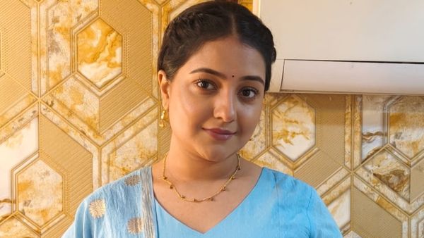 Lakshmi Niwas Cast | Akshita Mudgal On Playing Radhika In Zee TV Show: Playing Someone So Grounded Feels Speci