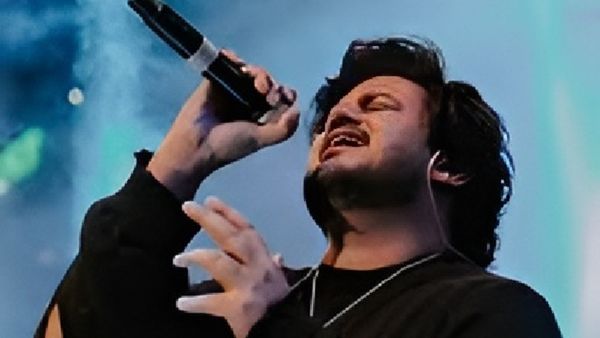 Vishal Mishra Wins Over The Internet: Netizens Praise Him In “Ghar Kab Aaoge”