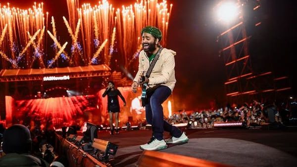 Arijit Singh Shares FIRST Post After Announcing Retirement & It's Dedicated To Anoushka Shankar - Deets Inside