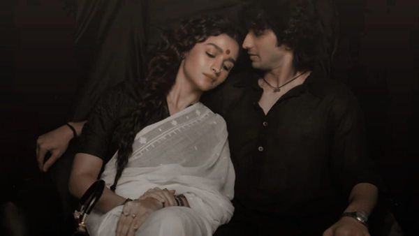 Gangubai Kathiawadi Turns 4: Fans Still Can’t Get Over Gangu And Afsaan’s Love Story