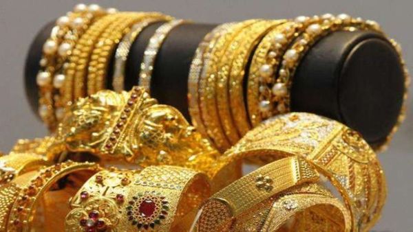 Huge Jump in Gold, Silver Rate Today in India; Silver Soars to Rs 3 Lakh/kg: Check Prices After Trump’s Tariff Move
