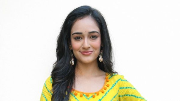 Shreya Jain On Her Role in Prathaon Ki Odhe Chunri: Beendani: Playing Vaishnavi Allows Me To...
