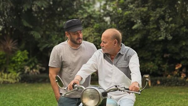 Salim Khan Health Update: Salman Khan's Father Put On Ventilator Support At Lilavati Hospital- BREAKING NEWS