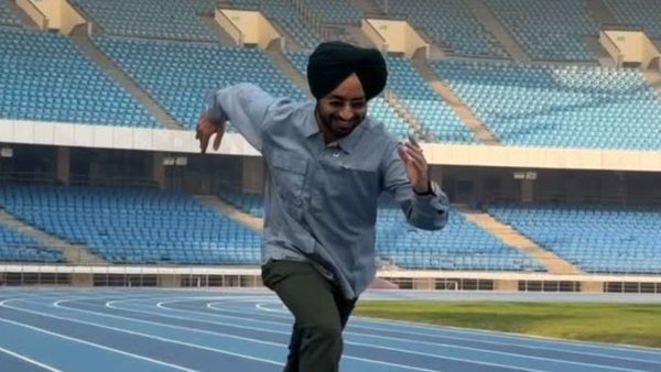 Satinder Sartaaj Delhi Concert 2026 LIVE Show: What Are Start Timings In JLN Stadium? Are Tickets Left?