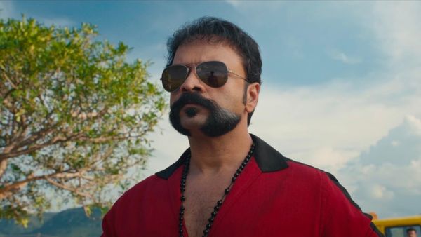 Aadu 3 Box Office Collection Day 2 Prediction: Jayasurya Starrer Witnesses A Massive Growth?
