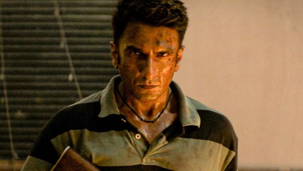 Dhurandhar 2 Worldwide Box Office Collection Day 1: Ranveer Singh's Film HITS Sixer Overseas. Total Earning Is
