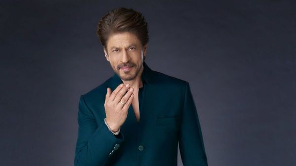 Eid 2026: Green Sherwani-Black Salwar! Shah Rukh Khan's Look Is Perfect Eidi For Us. How He Wished His Fans