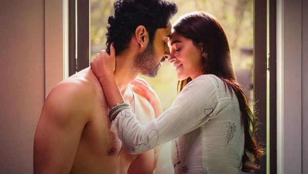 Chand Mera Dil First Song: Faheem Abdullah, Sachin-Jigar & Amitabh Bhattacharya Weave Romance With Title Track