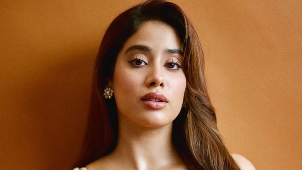 Janhvi Kapoor Shares Shocking Teen Experience Of Her Morphed Image On P*rn Site, Felt Powerless: It Upsets Me