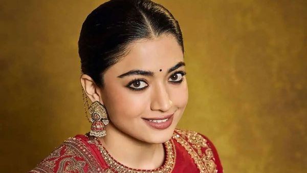 Shanaya Kapoor, Naila Grrewal, Rashmika Mandanna Among Top 10 Popular Indian Celebrities List This Week