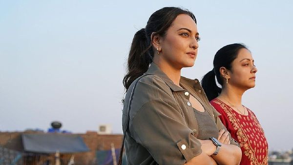 System Review: Sonakshi Sinha & Jyotika's Legal Drama Is Backed With Sincere & Good Performances