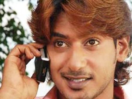 ಹೊಸವರ್ಷದಿನ ಗುಲಾಮನಾಗಿ ಪ್ರಜ್ವಲ್