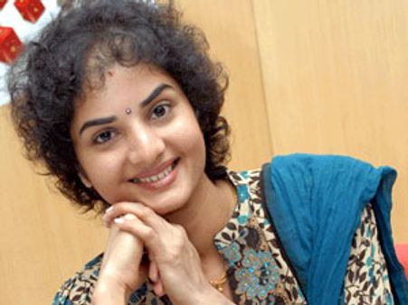 ಶಿಶಿರದಲ್ಲಿ ಹುಟ್ಟುಹಬ್ಬ ಆಚರಿಸಿಕೊಂಡ ಪ್ರೇಮಾ