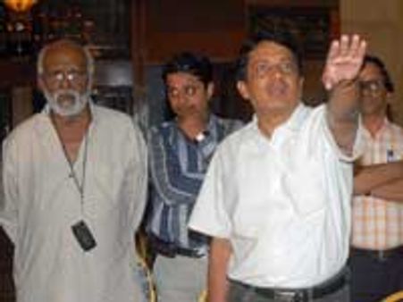 ದಮ್ಮಯ್ಯ, ಕ್ಷಮಿಸಿ -ಪ್ರಜ್ವಲ್ ದೇವರಾಜ್