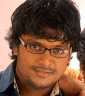 ಗಿಲ್ಲಿ ಚಿತ್ರಕ್ಕೆ ನಾಯಕನಾಗಿ ಜಗ್ಗೇಶ್ ಪುತ್ರರತ್ನ