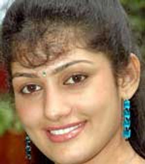 ರಾಧಿಕಾರಿಂದ ತೆರಿಗೆ ಇಲಾಖೆಗೆ ಭಾರಿ ಆದಾಯ!