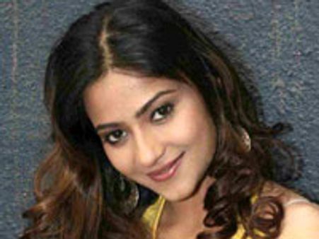 ರಾಮ್ ಚಿತ್ರದ ನಾಯಕಿಯಾಗಿ ಅದಿತಿ ಶರ್ಮಾ