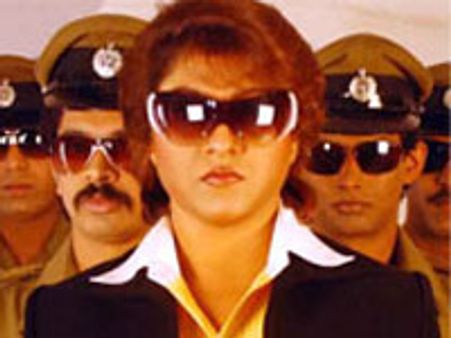 ಕನ್ನಡದ ಕಿರಣ್‌ಬೇಡಿಗೆ ಕ್ಲೀನ್ ಸೆನ್ಸಾರ್