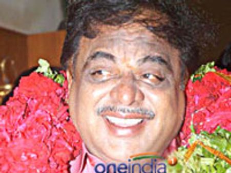 ಅಂಬಿ ಮತ್ತು ಜಯಮಾಲಾ ಚುನಾವಣೆಗೆ ಸ್ಪರ್ಧೆ?